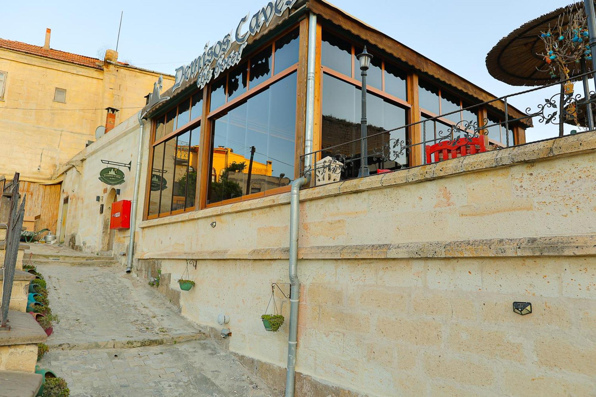 אורגופ Demisos Caves Hotel מראה חיצוני תמונה