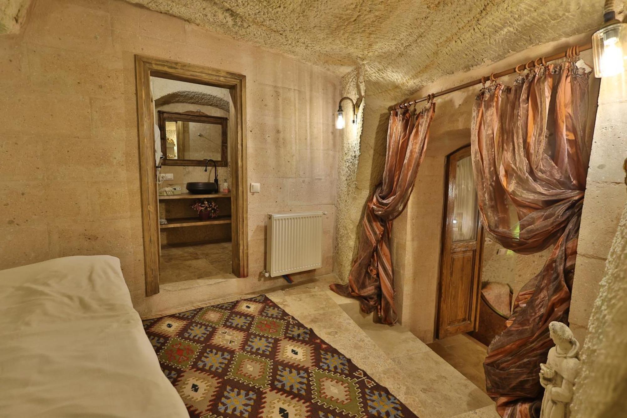 אורגופ Demisos Caves Hotel מראה חיצוני תמונה